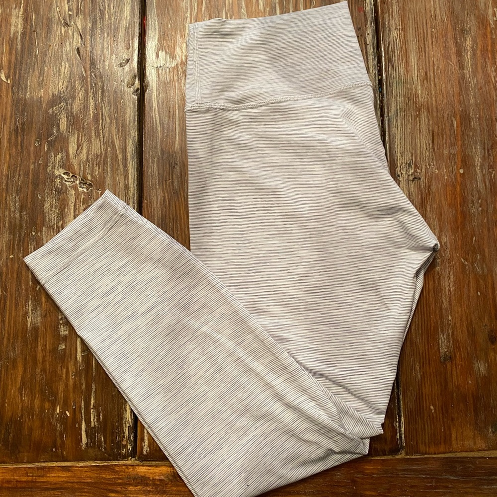 NWOT Lululemon Wunder Under Hi-Rise